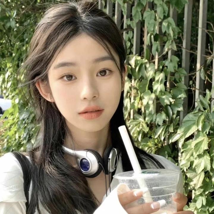 歌声欢唱的树